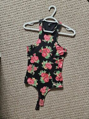 Guess - Floral Form Fitting Bodysuit Size Xs
